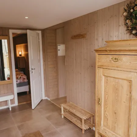 Eira Fjord With Firepit, Snowmobile And Free Snowshoes Daire