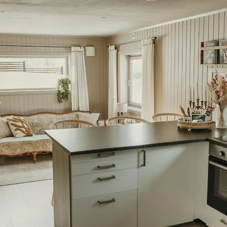 Eira Fjord With Firepit, Snowmobile And Free Snowshoes Tromsø