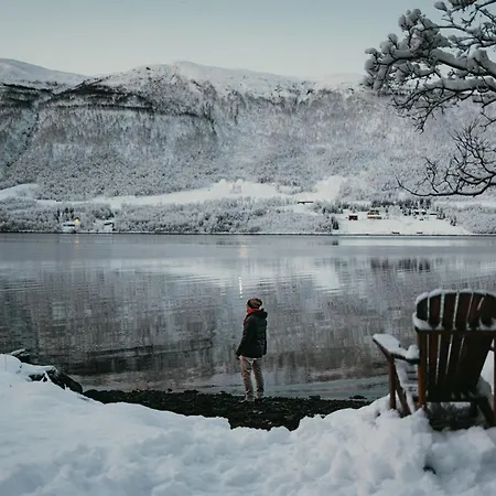 Eira Fjord Stay With Sauna, Boat And Fire Pit By The Fjord * Tromsø