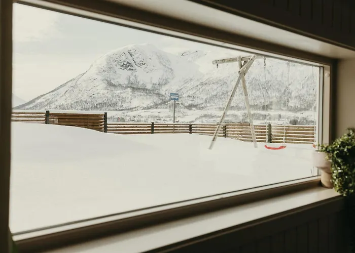 Eira Fjord With Firepit, Snowmobile And Free Snowshoes Apartment Tromsø