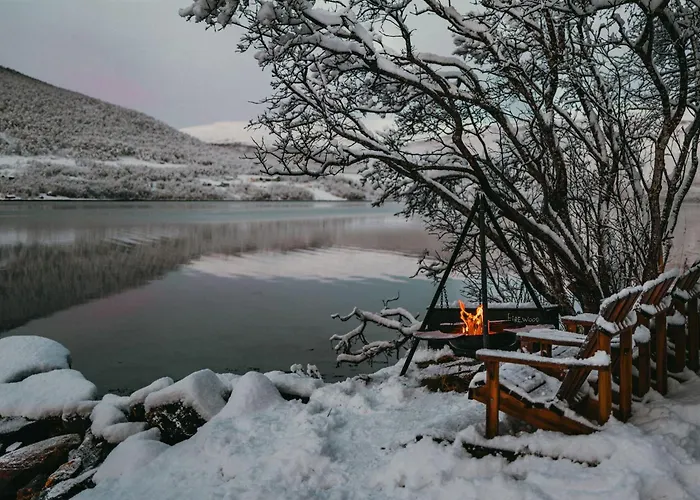 Eira Fjord With Firepit, Snowmobile And Free Snowshoes * Тромсё
